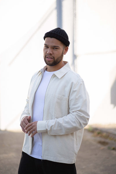 Black Dobbo (short knitted beanie)